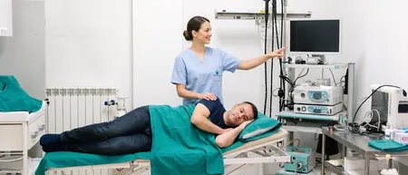 Belgrad'daki Medical Time hastanesinde gastroskopi