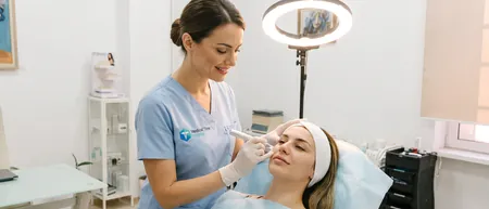 Medical Time Belgrad'da yüz mezoterapisi