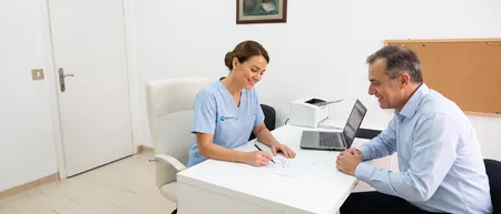 Medical Time merkezinde Belgrad'da kasık ve göbek fıtığı ameliyatı