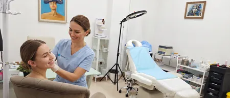 Medical Time Belgrad hastanesinde kulak ameliyatı (otoplasti)