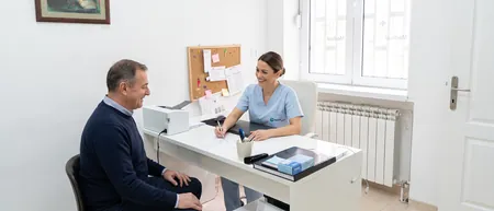 Belgrad'daki Medical Time Hastanesi'nde THD hemoroid ameliyatı