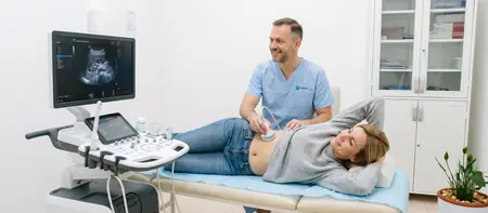 Belgrad'daki Medical Time hastanesinde böbrek ve mesane ultrasonu
